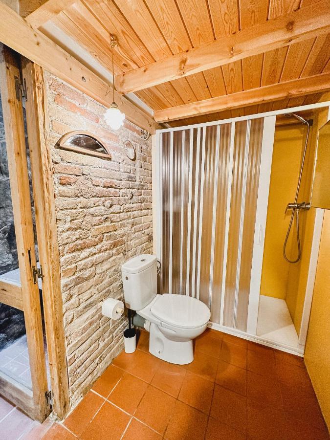 Habitacion Privada, Casa Compartida Con Pareja Private Room, Shared House With A Couple Barcelona Exterior photo